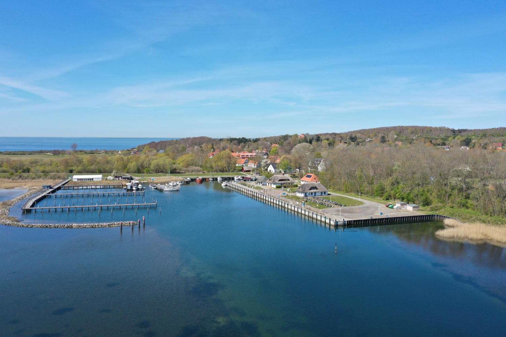 Gaestehaus Sternschanze - App1 &Bdquoadmiral&Ldquo Stralsund Bagian luar foto